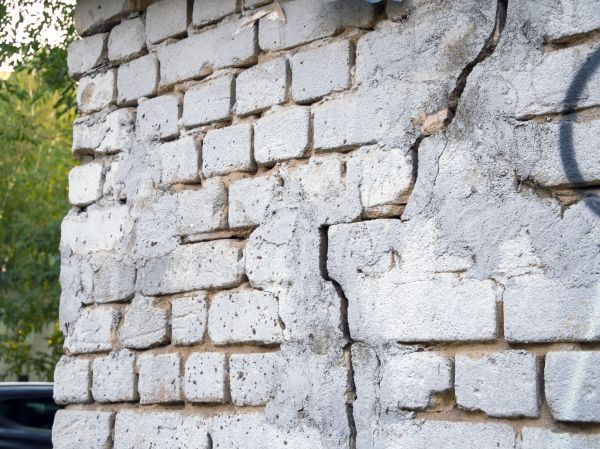 Cracked Brick Wall Repair in Wheaton